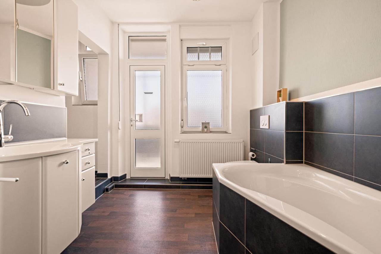 Wohnen Im Alten Bahnhof Inkl Balkon - 5 Min Zum Ravensburger Spieleland * Meckenbeuren